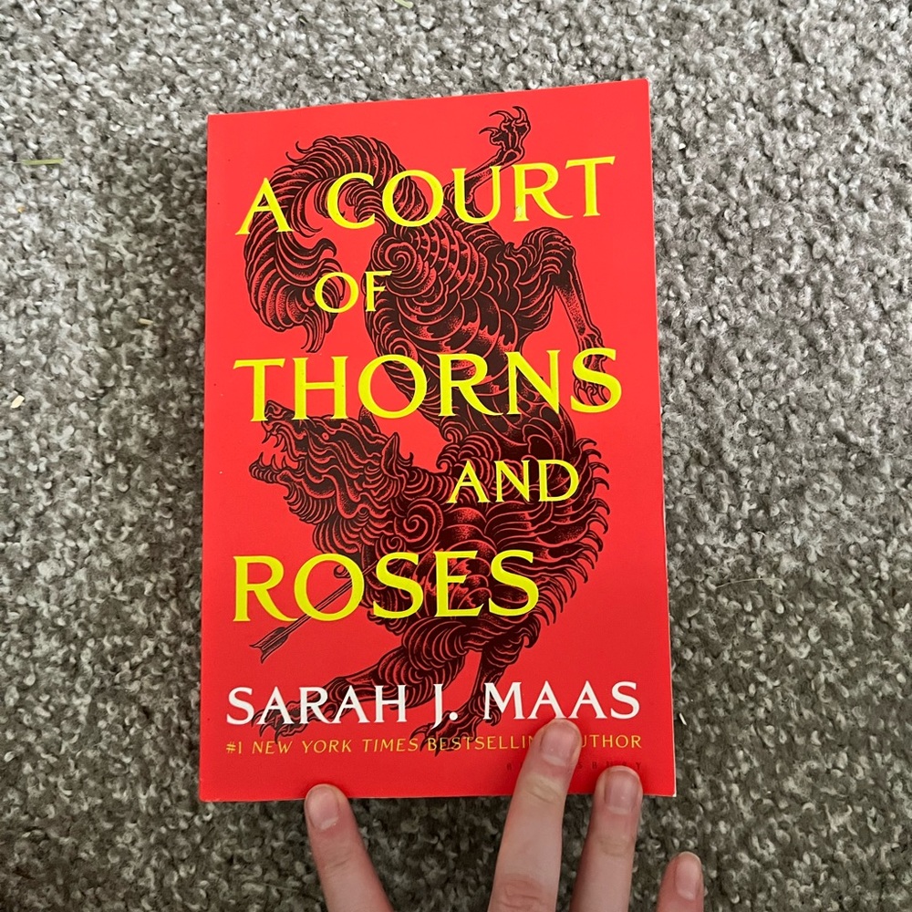A Court of Thorns and Roses